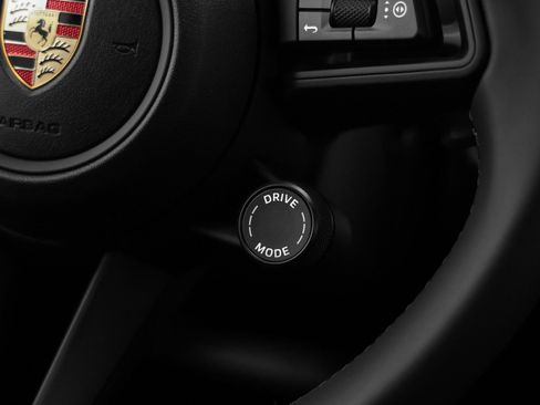 Used 2026 Porsche Cayenne AWD/4WD image 30