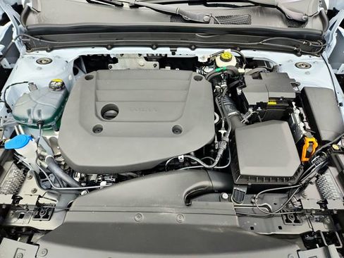 New 2026 Volvo XC40 B5 Plus w/ Protection Package Premier image 28