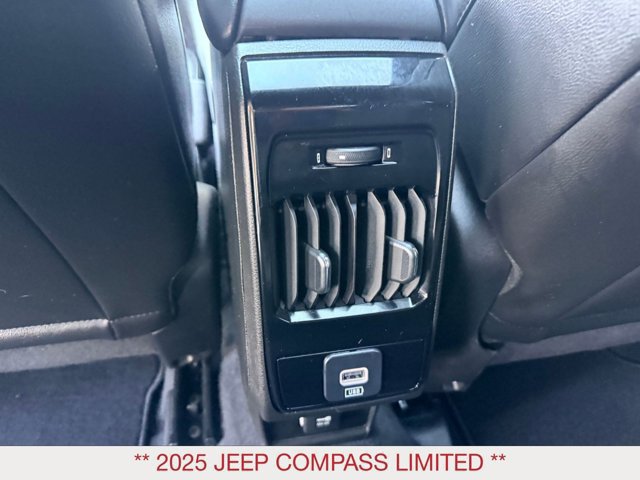 Certified 2025 Jeep Compass Limited w/ High Altitude Package AWD/4WD image 21