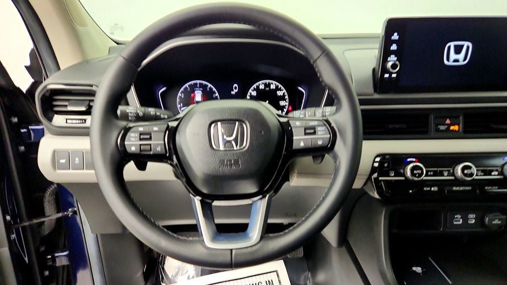 Used 2024 Honda Pilot EX-L image 13