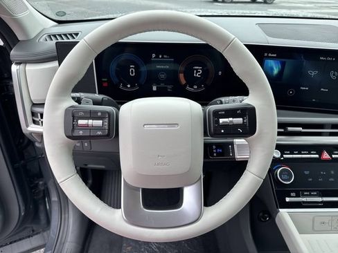 New 2026 Hyundai Santa Fe SE image 17