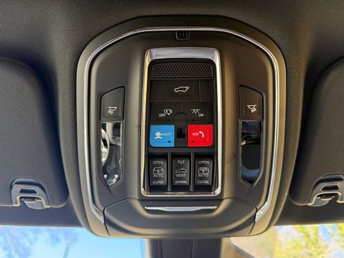 New 2026 Jeep Grand Wagoneer L Limited image 35