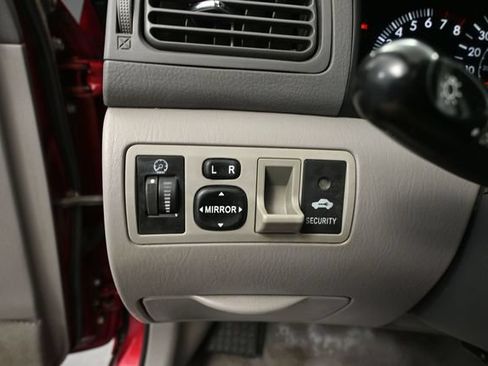 Used 2007 Toyota Corolla LE FWD image 25