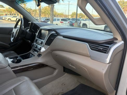 Used 2018 GMC Yukon SLT w/ Open Road Package image 15