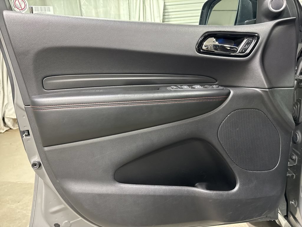 Used 2025 Dodge Durango GT AWD/4WD image 16