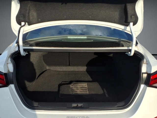 Certified 2025 Nissan Sentra SV w/ All-Weather Package FWD image 27