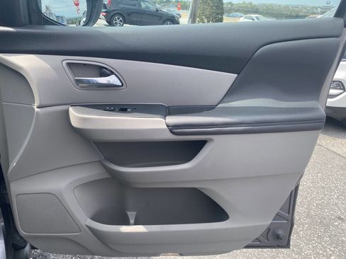 Used 2014 Honda Odyssey EX-L image 18