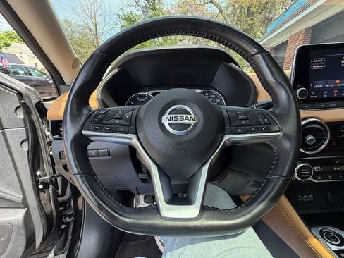 Used 2020 Nissan Sentra SV w/ SV Premium Package FWD image 11