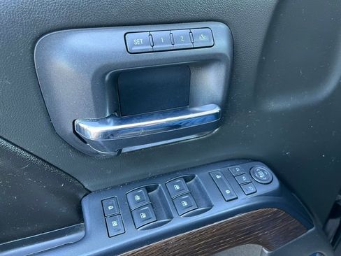 Used 2017 GMC Sierra 1500 Denali image 29