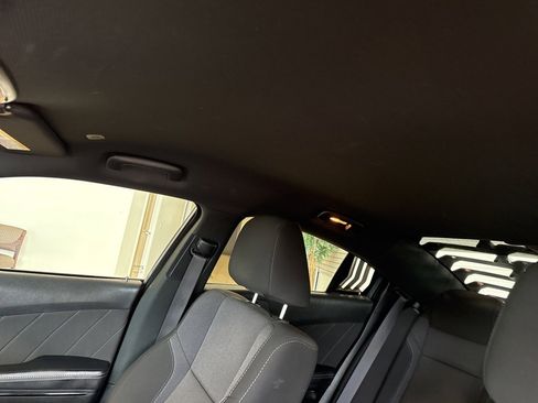 Used 2022 Dodge Charger SXT w/ Blacktop Package image 13