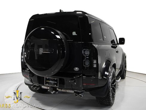 Used 2023 Land Rover Defender 90 V8 image 12