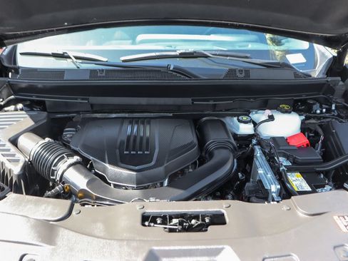 Used 2026 Chevrolet Traverse RS w/ LPO, Floor Liner Package FWD image 14