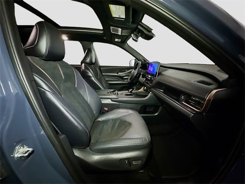 Used 2024 Toyota Grand Highlander MAX Limited image 23