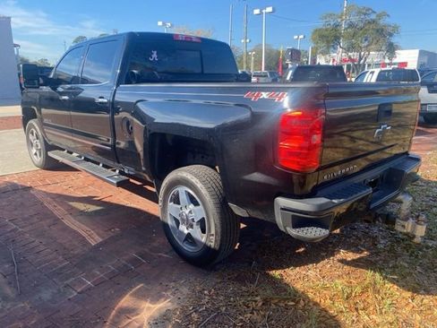 Used 2019 Chevrolet Silverado 2500 LTZ w/ Duramax Plus Package image 8