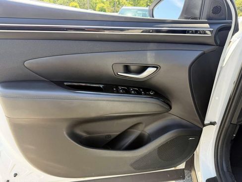 Certified 2023 Hyundai Tucson Limited AWD/4WD image 17
