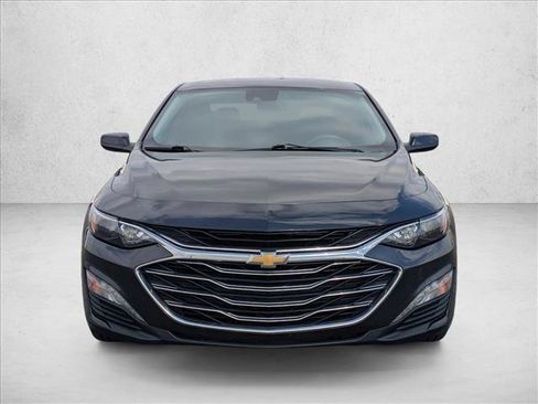 Used 2023 Chevrolet Malibu LT w/ Driver Confidence Package FWD image 2
