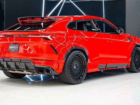 Used 2021 Lamborghini Urus AWD/4WD image 20