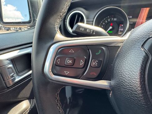 Used 2023 Jeep Wrangler Unlimited Sahara AWD/4WD image 14