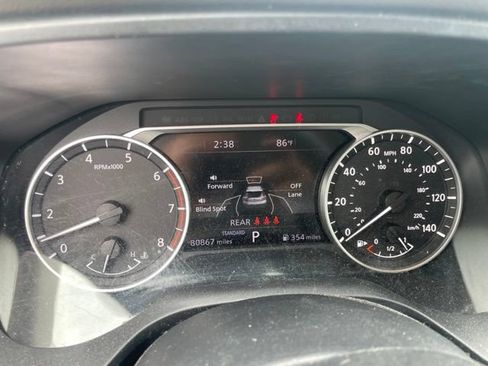 Used 2021 Nissan Rogue SL w/ Premium Package FWD image 4