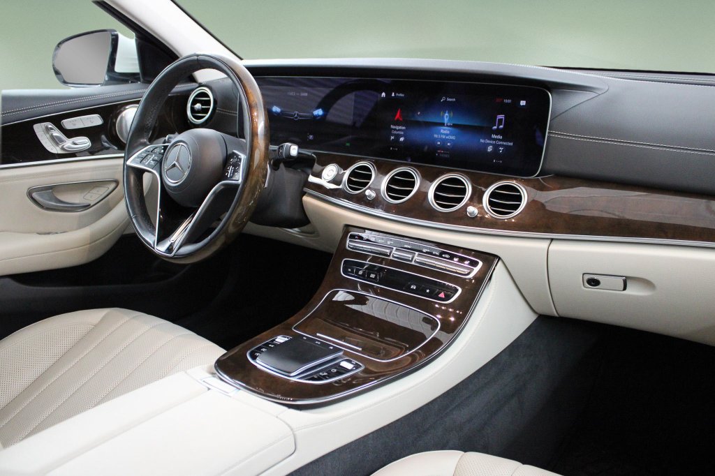 Used 2021 Mercedes-Benz E 450 4MATIC All-Terrain Wagon image 21
