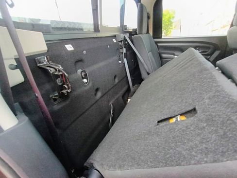 Used 2016 Nissan Titan SV AWD/4WD image 62