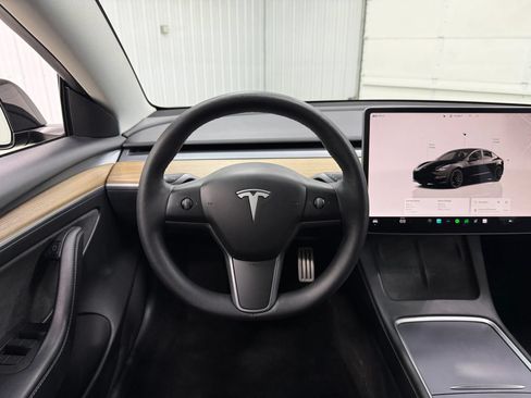 Used 2023 Tesla Model 3 Performance AWD/4WD image 18