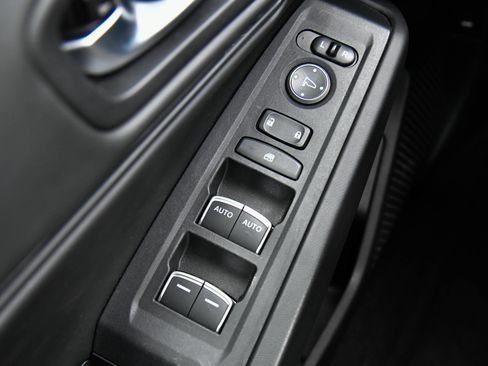 Used 2025 Honda Accord SE image 31