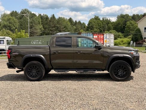 Used 2023 Chevrolet Colorado Trail Boss w/ Safety Package AWD/4WD image 4