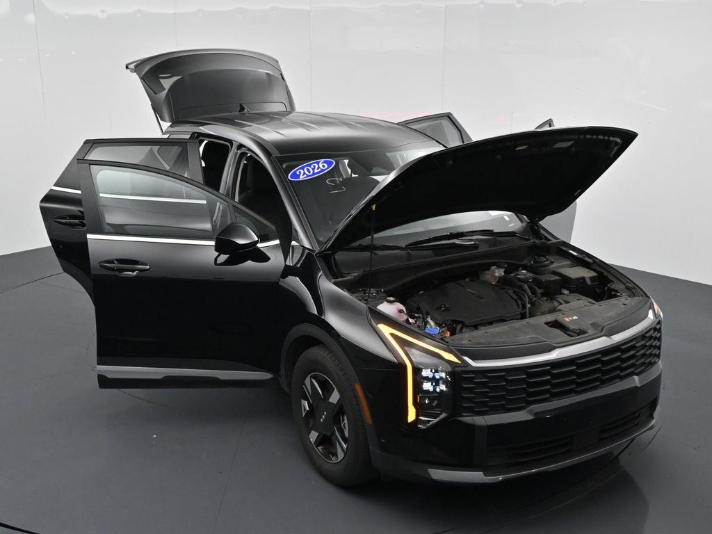 Used 2026 Kia Sportage LX FWD image 34