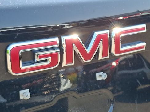 New 2026 GMC Terrain Elevation AWD/4WD image 18