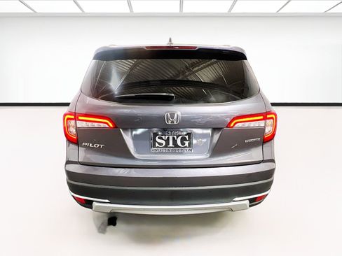 Used 2020 Honda Pilot Touring image 5