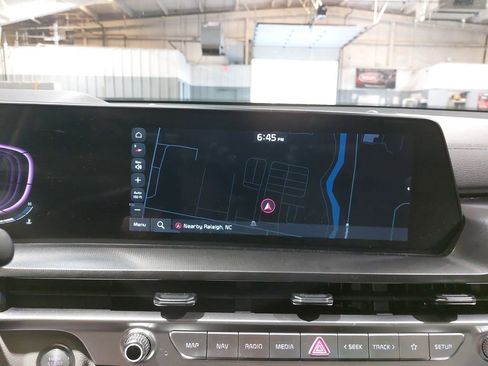 Used 2025 Kia Telluride S AWD/4WD image 23