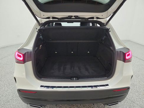 Used 2022 Mercedes-Benz GLA 250 4MATIC image 20