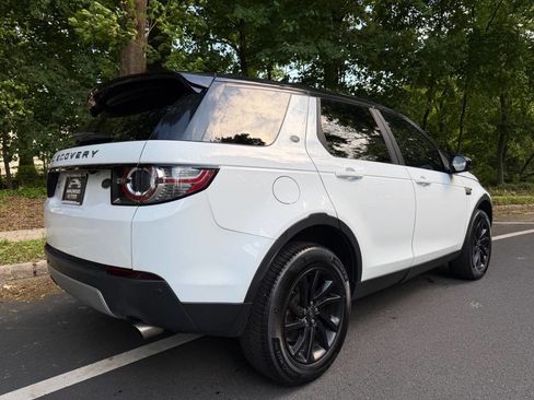 Used 2018 Land Rover Discovery Sport HSE AWD/4WD image 5