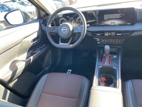 New 2026 Nissan Kicks SR w/ Cold Weather Package image 21