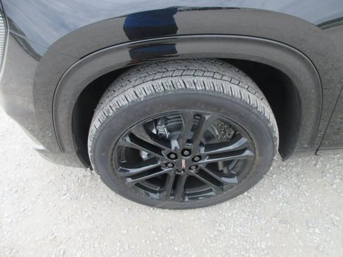 New 2026 GMC Acadia Denali w/ Super Cruise Package image 11