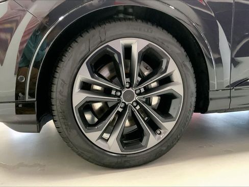 New 2026 Audi Q7 3.0T Premium Plus image 7