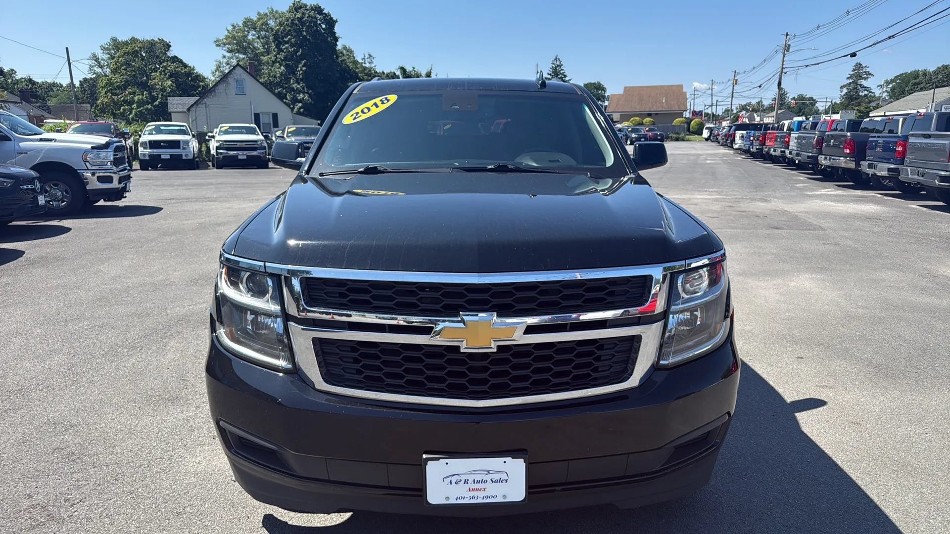 Used 2018 Chevrolet Suburban LT AWD/4WD image 2