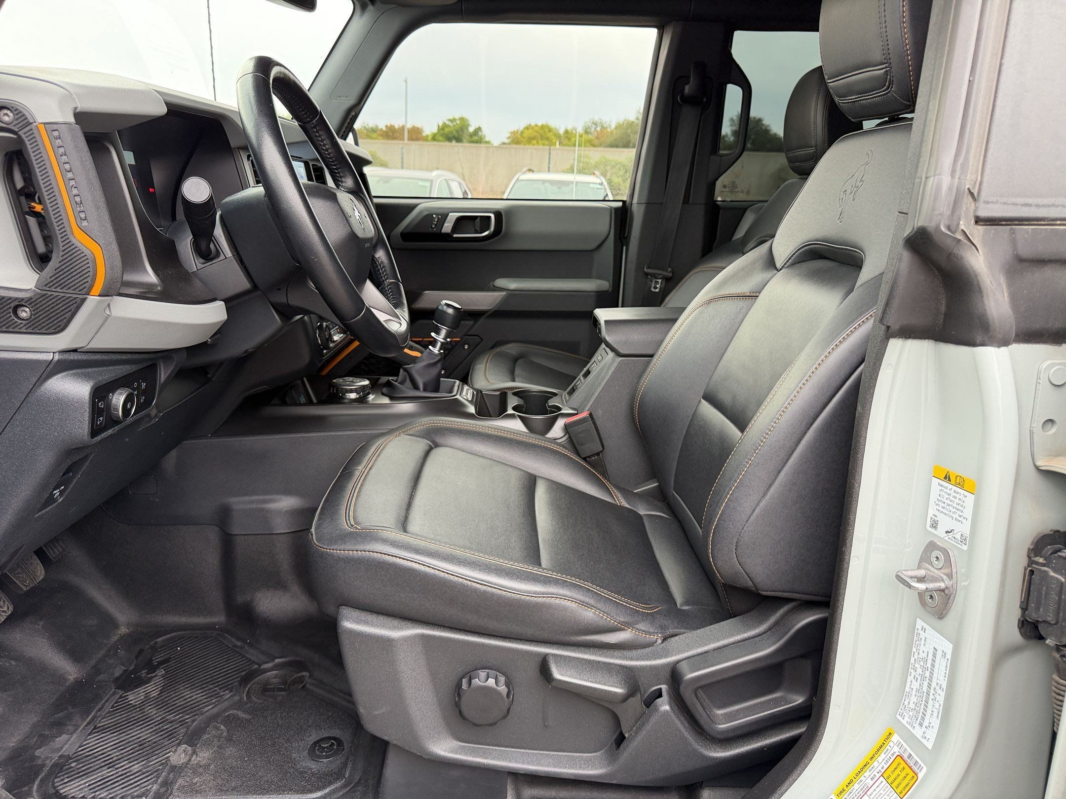 Used 2023 Ford Bronco Badlands w/ Sasquatch Package AWD/4WD image 25