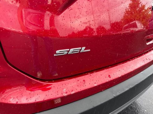 Used 2024 Ford Edge SEL w/ Convenience Package AWD/4WD image 11