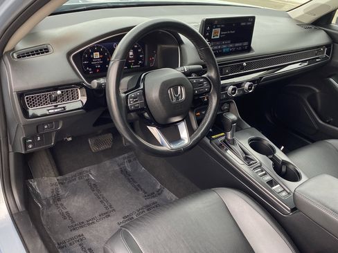 Used 2023 Honda Civic Touring image 14