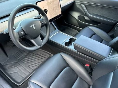 Used 2021 Tesla Model 3 Standard Range Plus RWD image 10