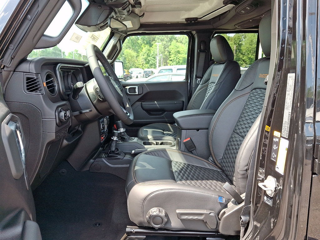 New 2026 Jeep Gladiator Mojave AWD/4WD image 10