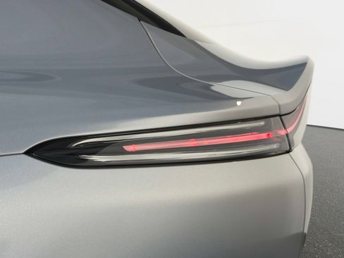 Used 2023 Aston Martin DBX AWD/4WD image 46