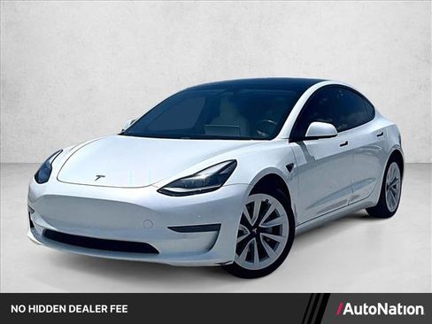 Used 2021 Tesla Model 3 Standard Range Plus RWD image 1