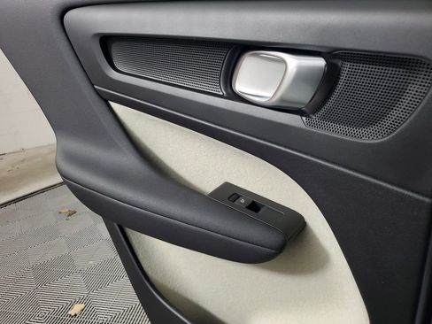 New 2026 Volvo XC40 B5 Plus w/ Protection Package Premier image 18