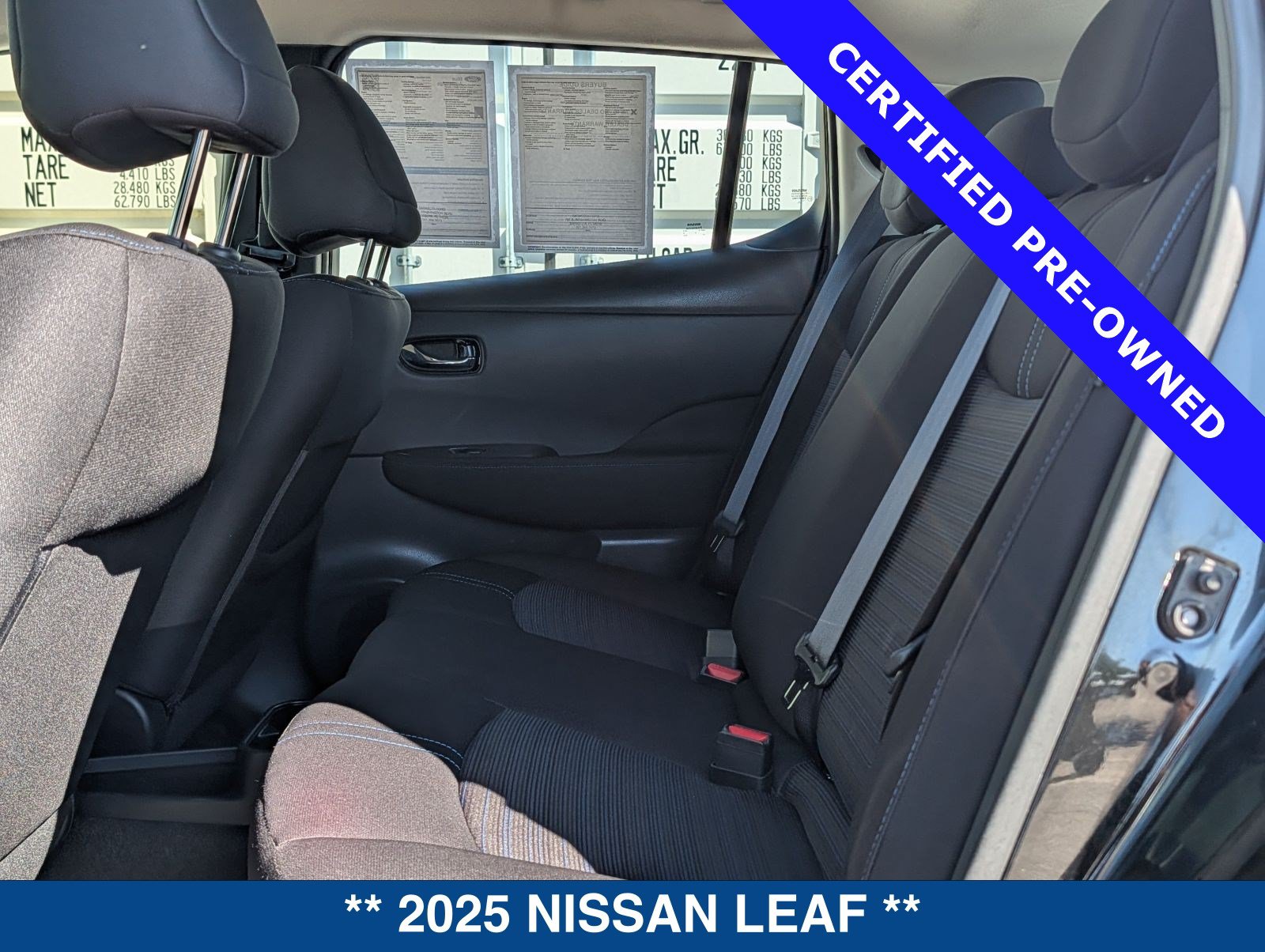 Used 2025 Nissan Leaf S FWD image 15