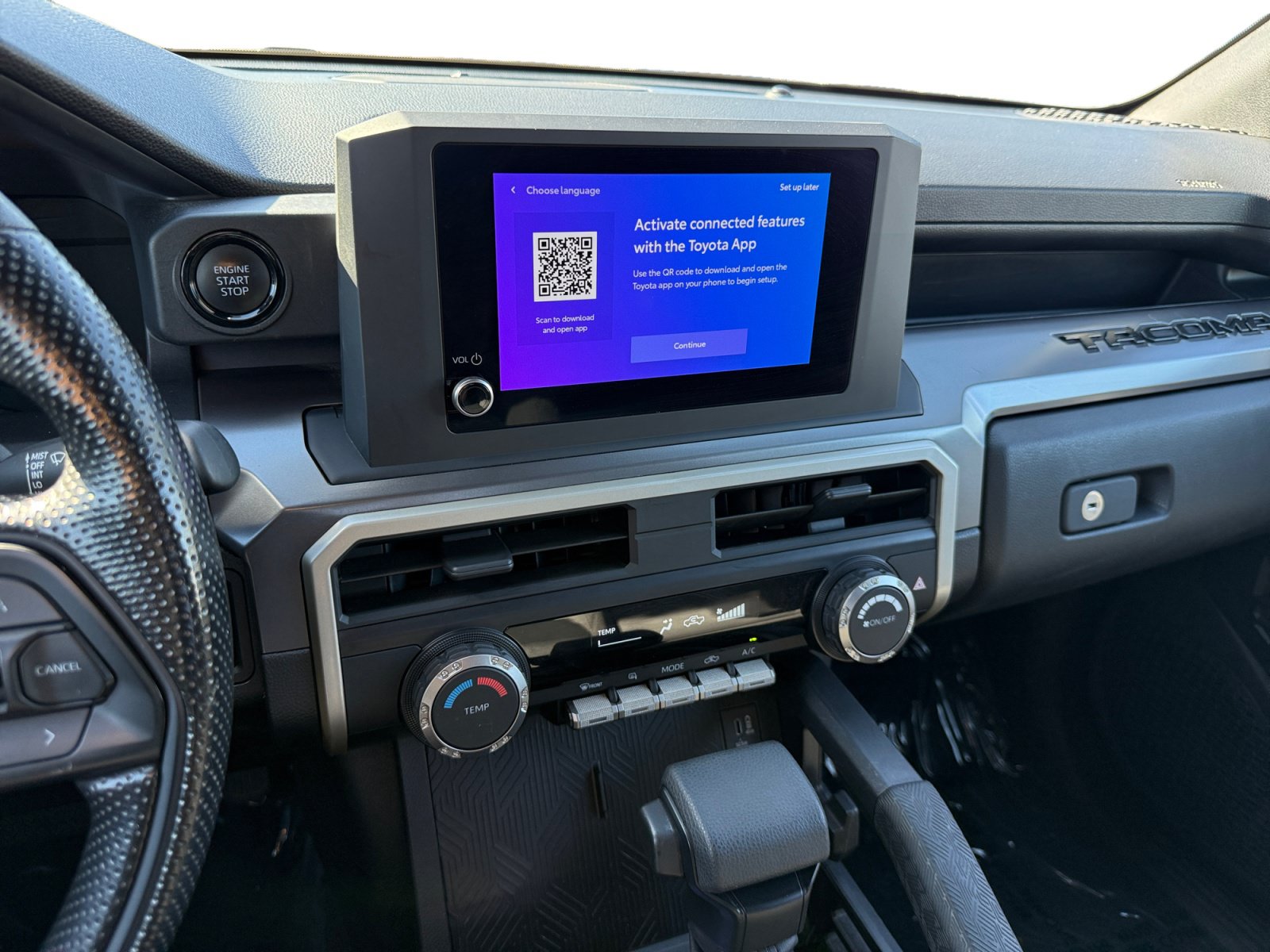 Used 2025 Toyota Tacoma SR5 AWD/4WD image 12