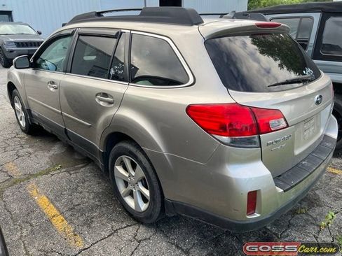 Used 2014 Subaru Outback 2.5i Premium AWD/4WD image 4