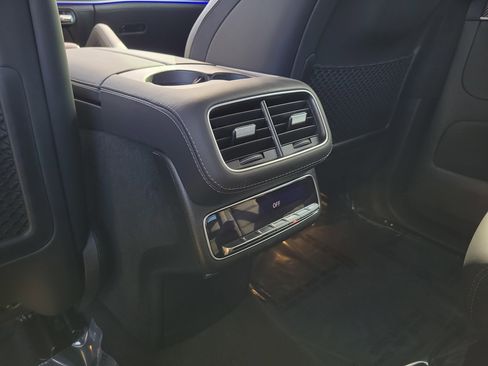 Certified 2024 Mercedes-Benz GLS 63 AMG 4MATIC image 17